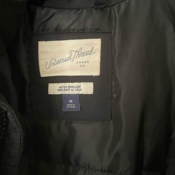 Universal thread coat - Picture 2 of 3